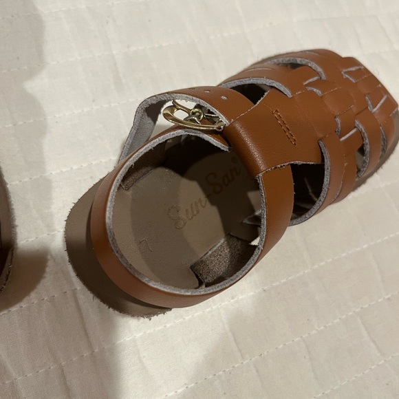 Sun San Sandals Size 7 - Picture 2 of 2